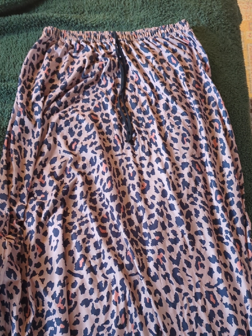 Women's Pink Leopard Print Maxi Skirt